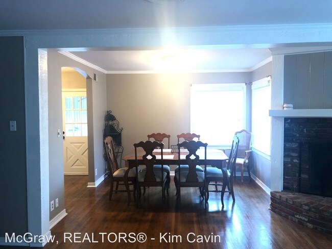 Foto del edificio - 3 br, 2 bath House - 4665 S Columbia Ave