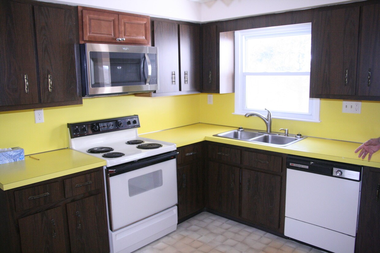 Foto principal - 169 Pond Hill Rd
