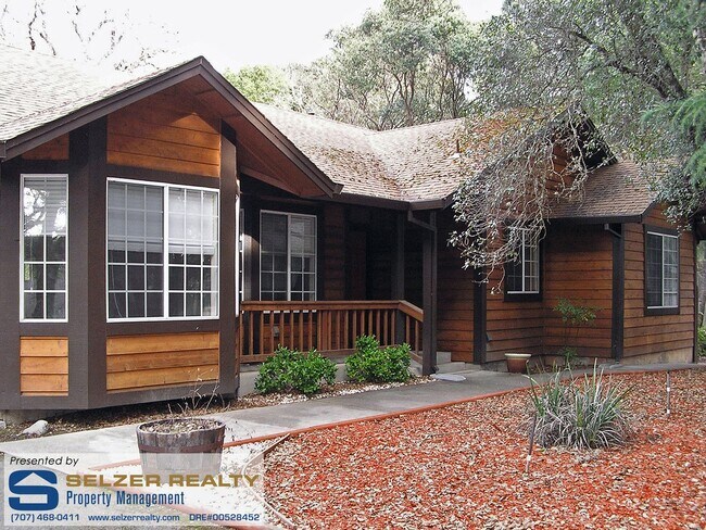 Foto del edificio - Roomy & nicely equipped 3 bd. home on a co...