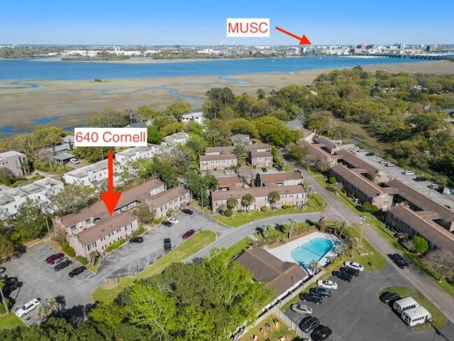 Photo - 640 Cornell St Townhome