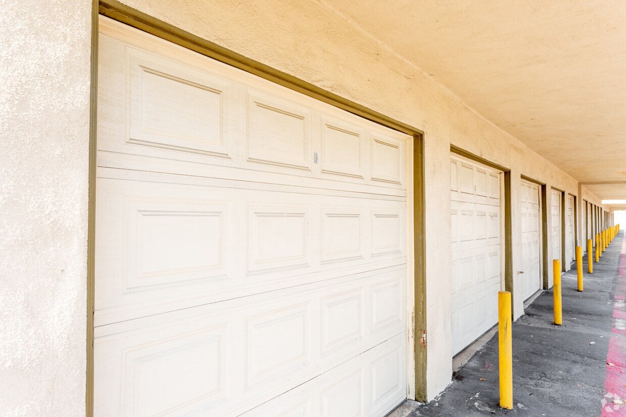 Garages - 14771-14781 Newport Ave