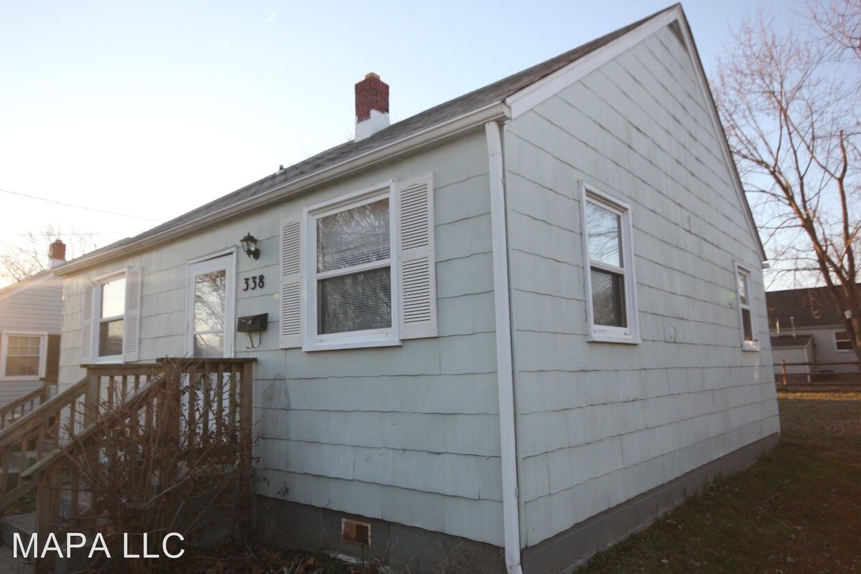 Primary Photo - 2 br, 1 bath House - 338 Old Post Road