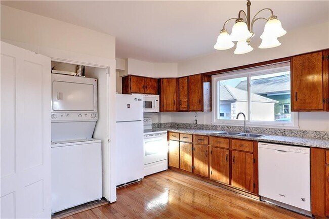 Foto del edificio - 292 Pleasant St