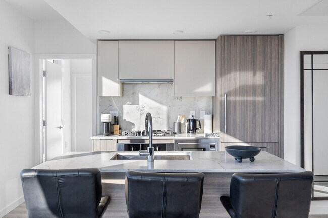 Photo du bâtiment - 10333 103 Avenue-SI ID1054524P