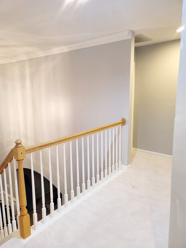 Foto del edificio - 1018 Brighton Crest Cir