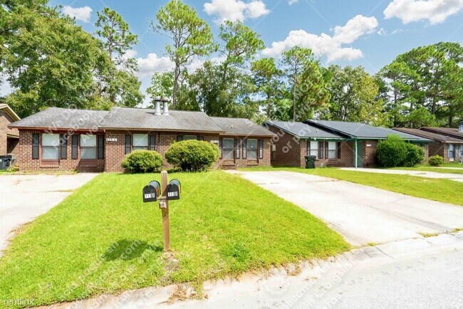 Foto del edificio - 2 br, 2 bath Duplex - 113 Cedar Grv B B