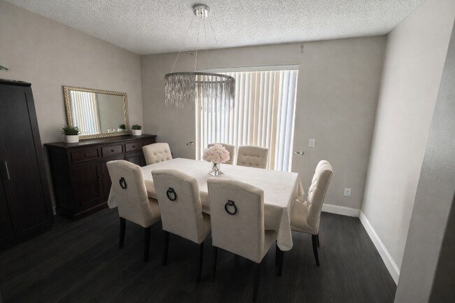 Building Photo - 20778 NW 1st Ct