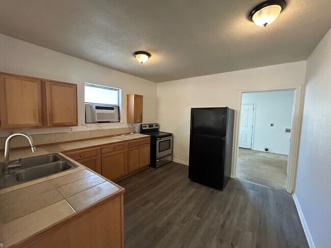 Foto del edificio - COMING SOON! Cute 3 Bedroom, 1 Bath Close to Downtown San Antonio.