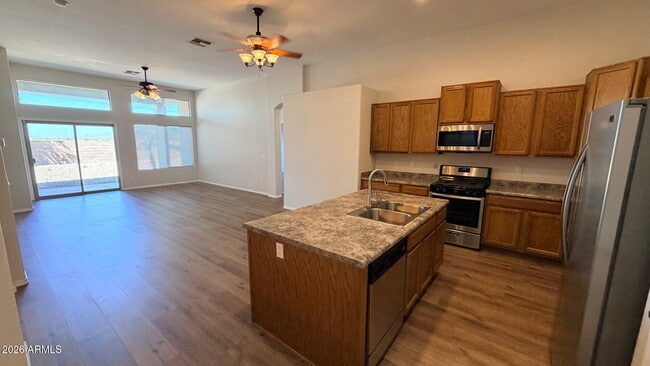 Foto del edificio - 22156 N Sunset Dr