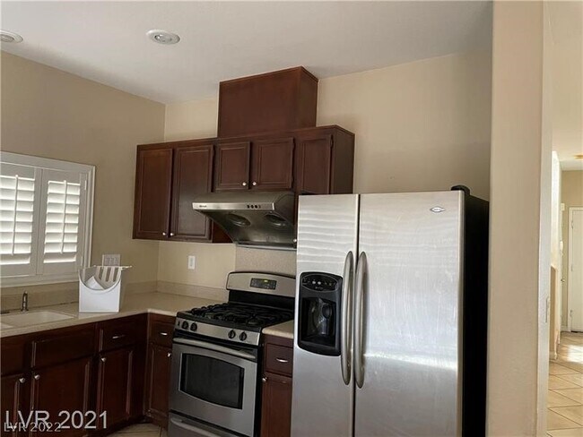 Building Photo - 7404 Wine Creek St