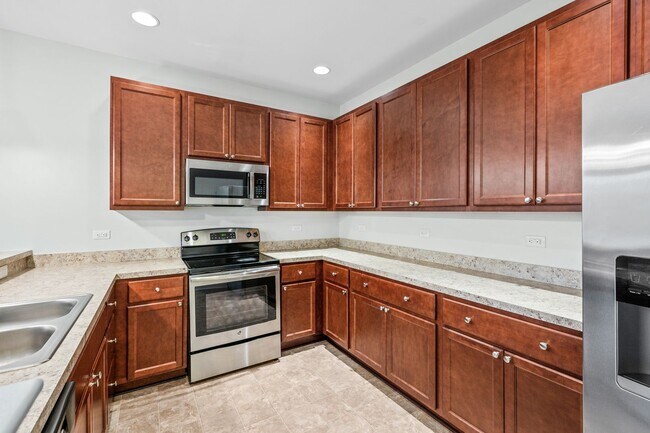 Foto del edificio - Centrally located, updated condo
