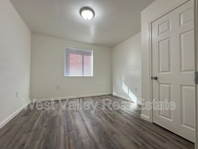 Foto del edificio - 616 5th St