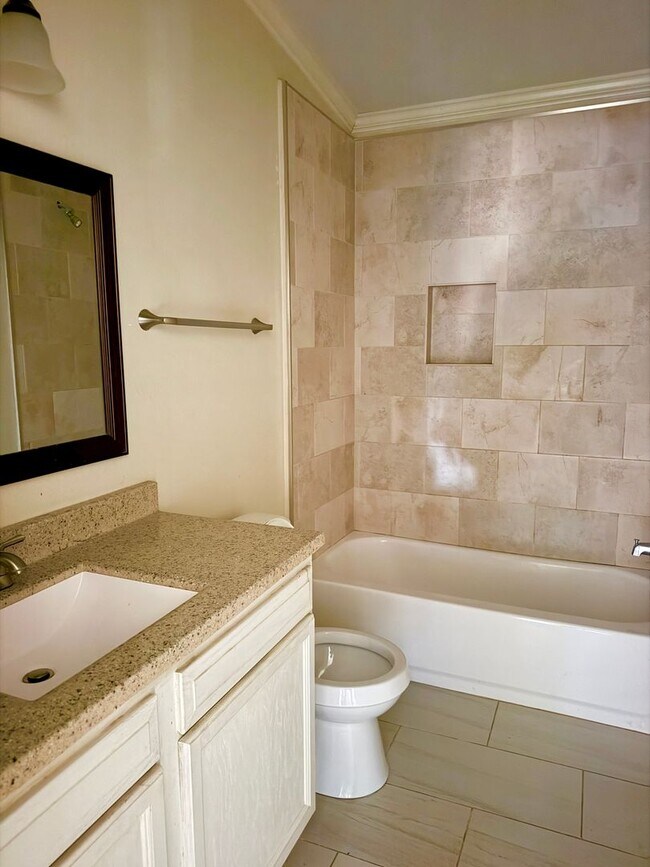 Foto del edificio - 218 Wind Haven Dr
