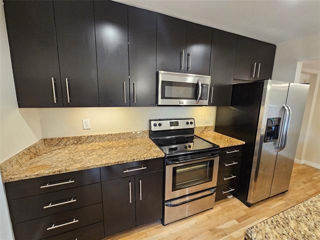 Foto del edificio - 5836 Birchbrook Dr