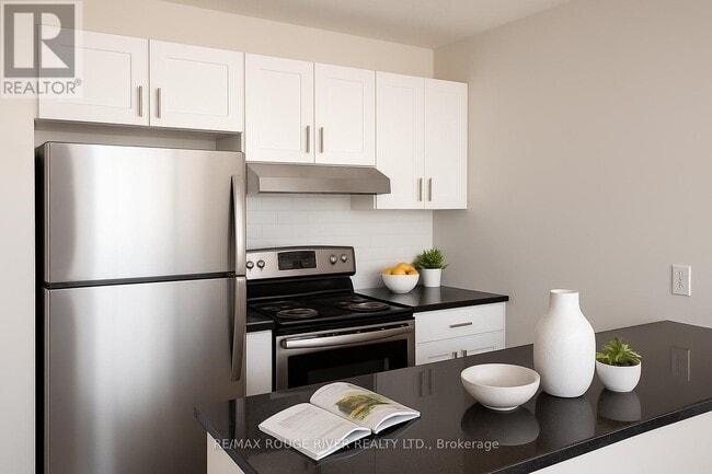 Photo du bâtiment - 1655-1655 Pickering Pkwy