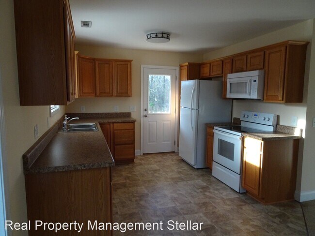 Building Photo - 3 br, 2 bath House - 245 Highland Pointe D...