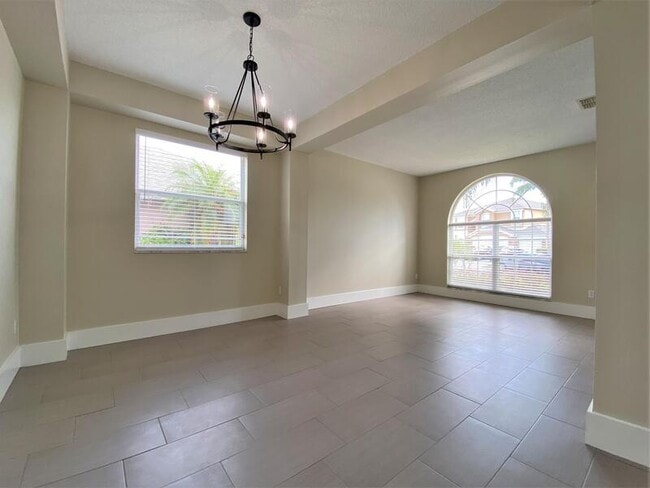 Building Photo - 4115 Andover Cay Blvd