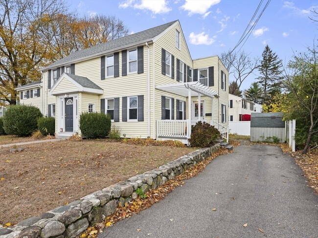 Building Photo - 27 Kilby St