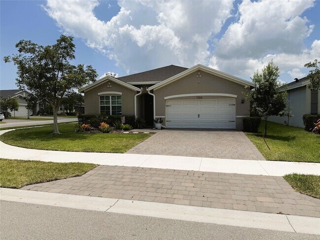 Foto del edificio - 1704 NE White Pine Terrace
