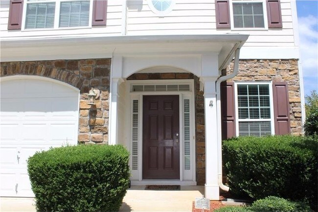 Building Photo - 135 Mill Creek Dr