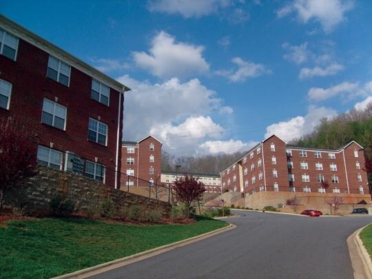 Catamount Peak Apartments Cullowhee Nc Apartments Com