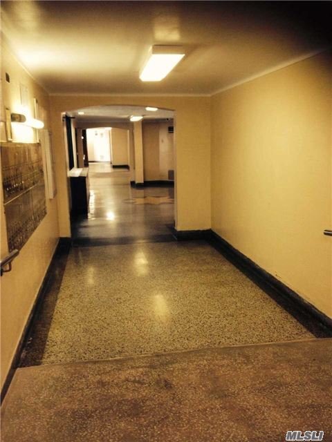 Foto del edificio - 144-44 41st Ave