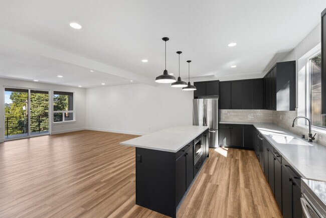 Foto del edificio - 10711 Vernon Rd
