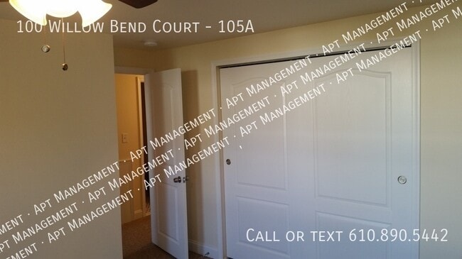 Building Photo - 100 Willow Bnd Ct