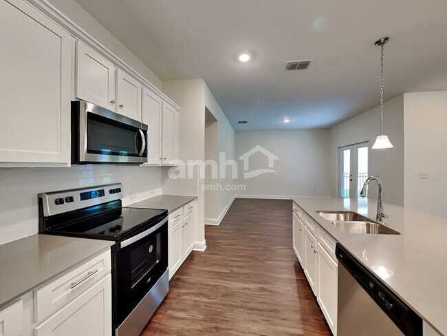 Foto del edificio - 6273 Emerald Hills Way