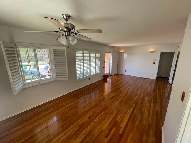 Hardwood flooring and new paint throughout - 4345 E Overlook Dr