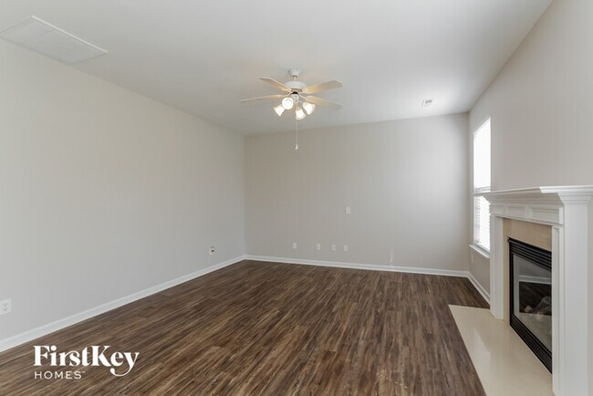 Foto del edificio - 14800 Asheton Creek Dr