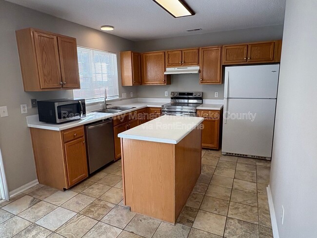 Foto del edificio - 9704 Erinsbrook Dr