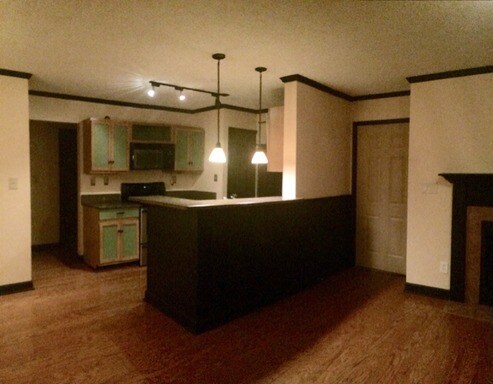 Building Photo - 411 Hawkstone Way