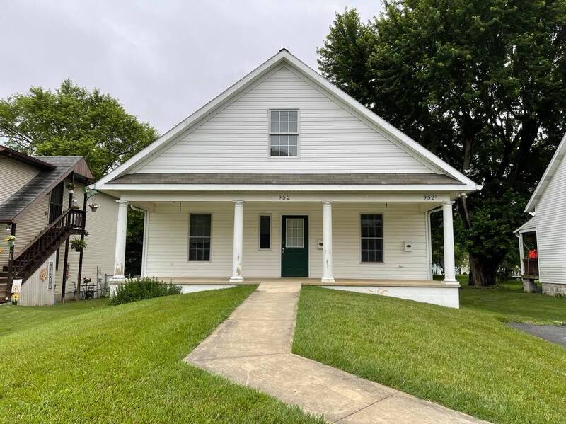 952 Linwood Rd, Hagerstown, MD 21740 Condo for Rent in Hagerstown, MD