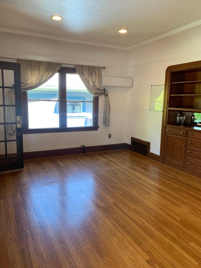 Foto del edificio - 1507 Estudillo St