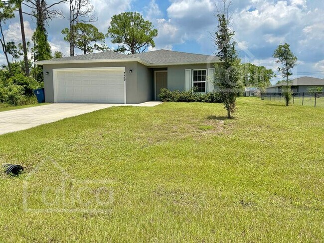 Building Photo - 735 Gelaso St SW