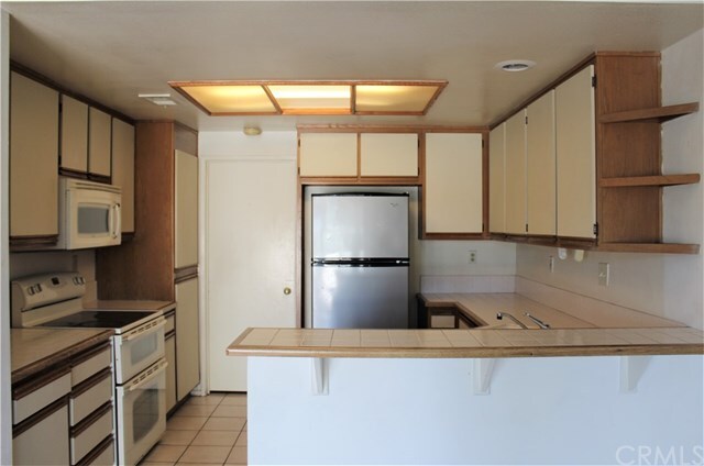 Building Photo - 143 Stanford Ct