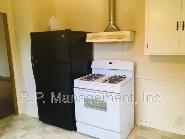 Foto del edificio - 1250 Jessamine Ave E