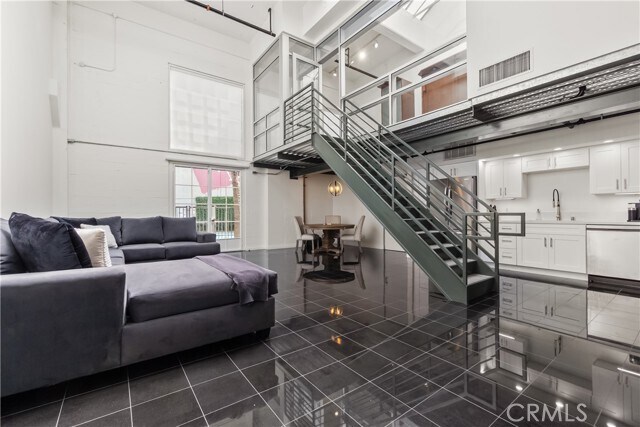 Building Photo - 420 San Pedro St