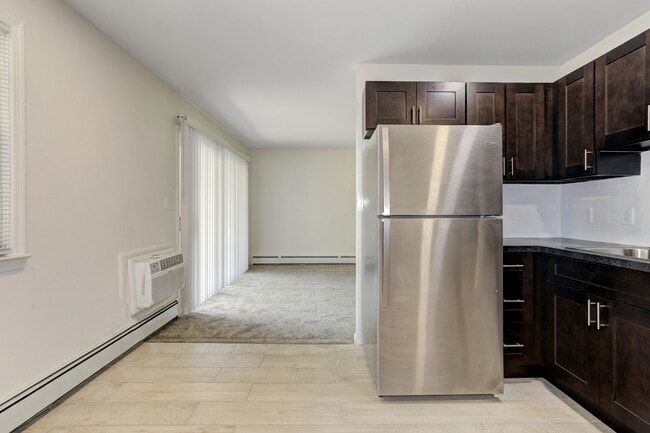 Foto del edificio - Brookwood Gardens