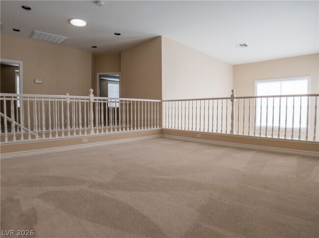 Foto del edificio - 6143 Carson Hills Ave