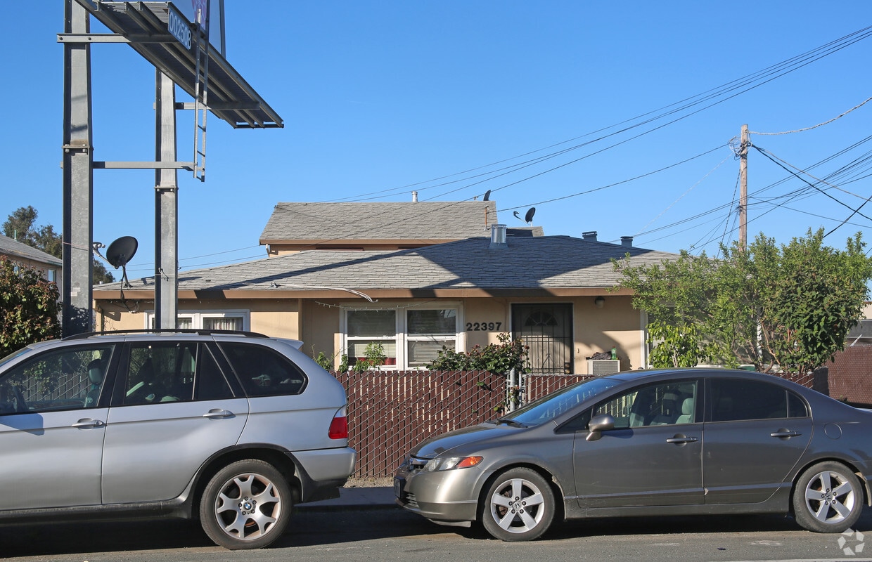 Building Photo - 22389-22397 Meekland Ave