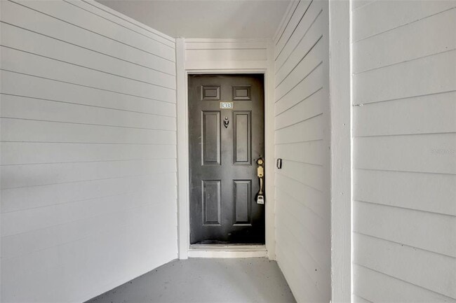 Foto del edificio - 413 Summit Ridge Pl