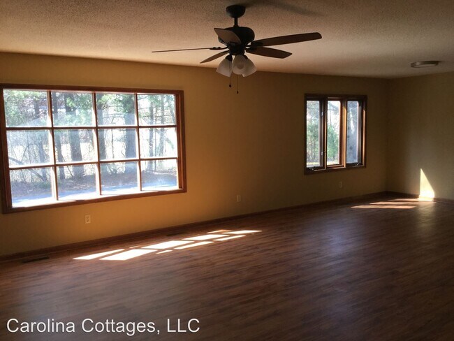 Building Photo - 2 br, 2 bath House - 676 Sugarloaf Road
