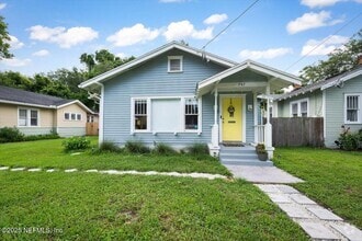 Building Photo - 747 West St