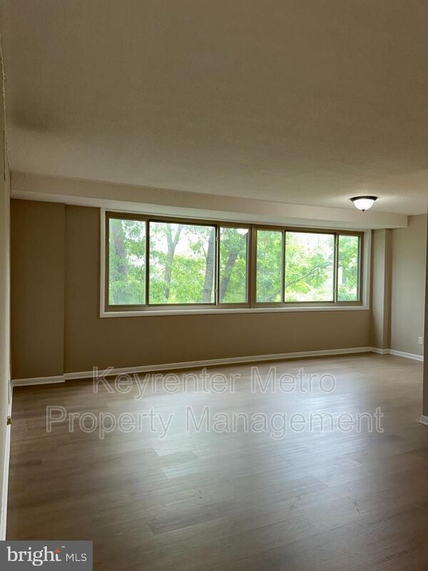 Foto del edificio - 4410 Oglethorpe St