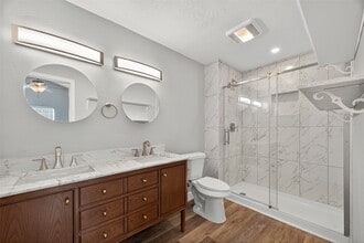 Building Photo - 11447 Kirkvalley Dr