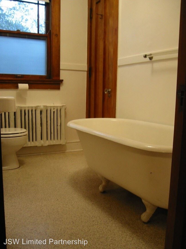 Foto del edificio - 302 Norris Ct