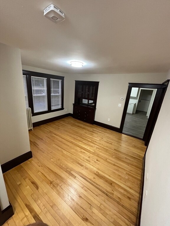 Building Photo - 4 Glade St