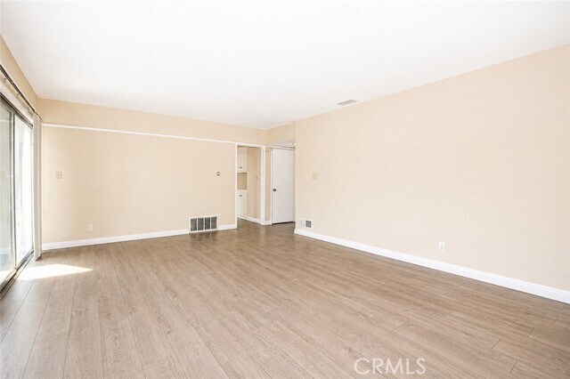 Foto del edificio - 1290 Brightwood St